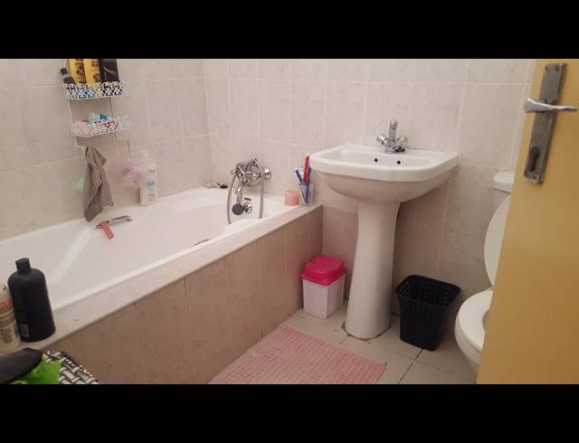 4 BEDROOM HOUSE RENTED IN ILLOVO GLEN